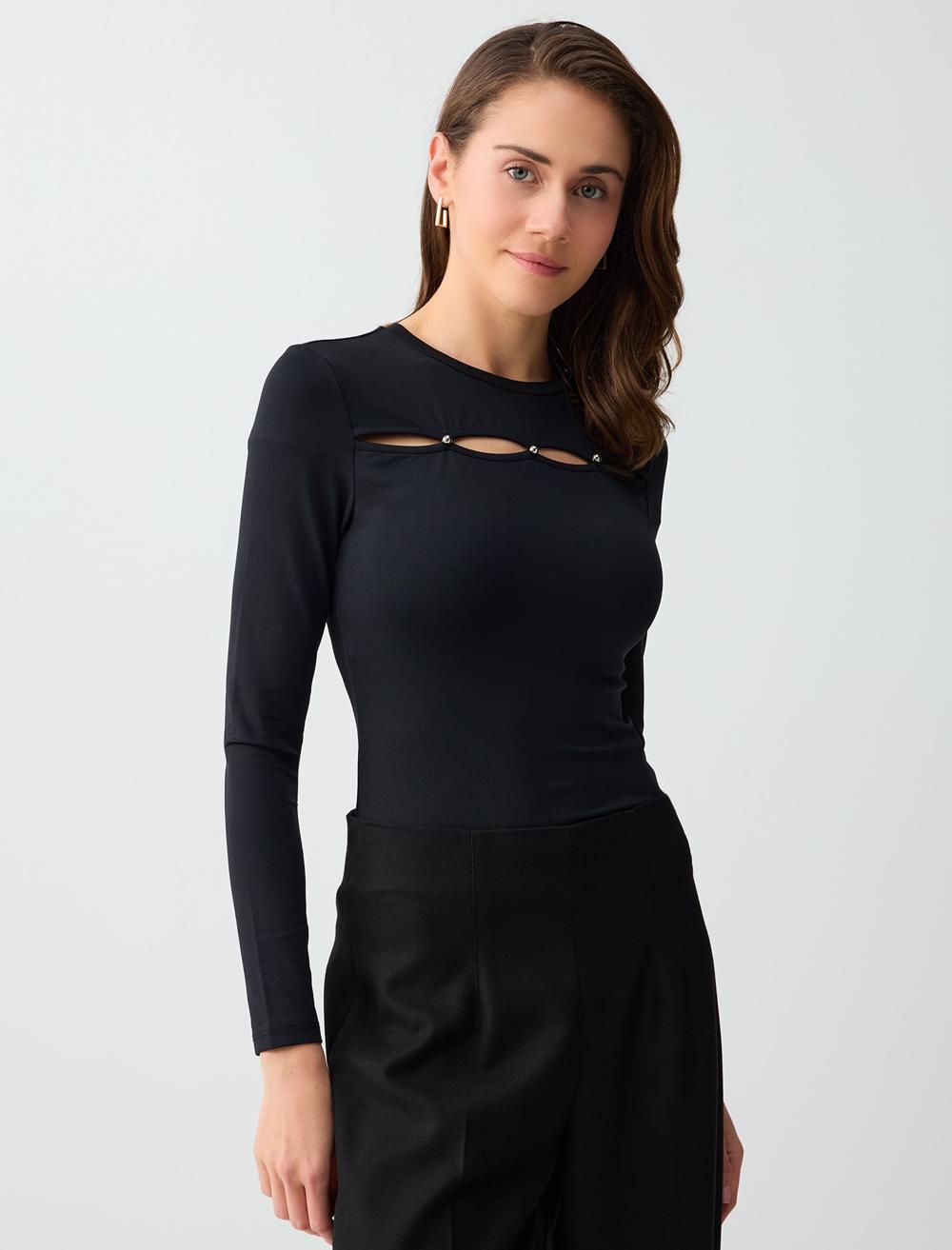 Dar Kesim Bisiklet Yaka Uzun Kollu Bluz