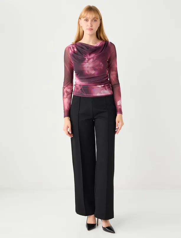 Bayan Pembe Dar Kesim Dökümlü Yaka Desenli Örme Mesh Bluz