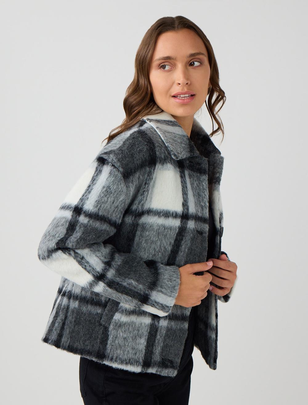 Uzun Kollu Ceket Yaka Desenli Kaşe Mont