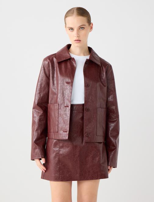 Rahat Kesim Cep Detaylı Deri Görünümlü Ceket	