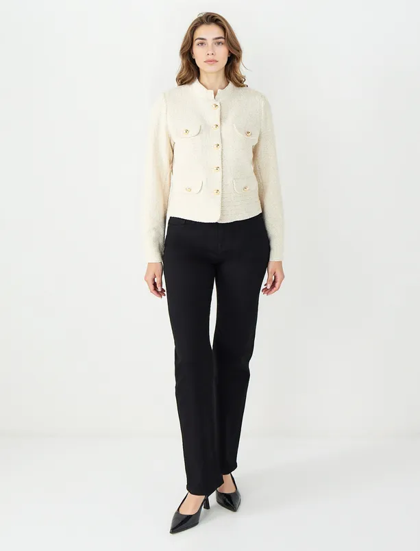 Bayan Ekru Düz Kesim Metal Düğme Detaylı Dokuma Ceket