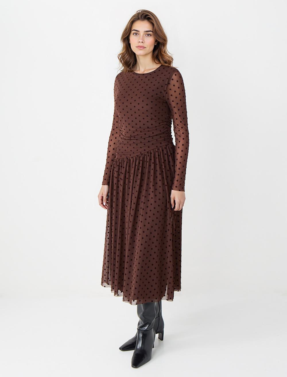 Yuvarlak Yaka Uzun Kollu Puantiyeli Mesh Midi Elbise