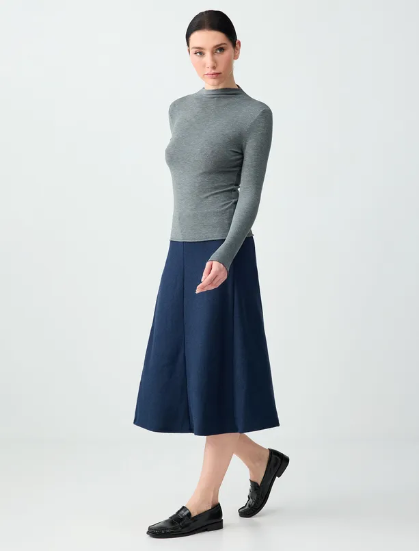 Bayan Lacivert Rahat Kesim Yumuşak Dokulu Midi Örme Etek