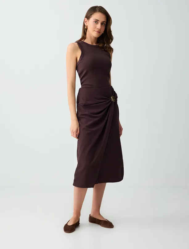 Women Brown Regular Waist Accessory Detailed Knitted Midi Skirt