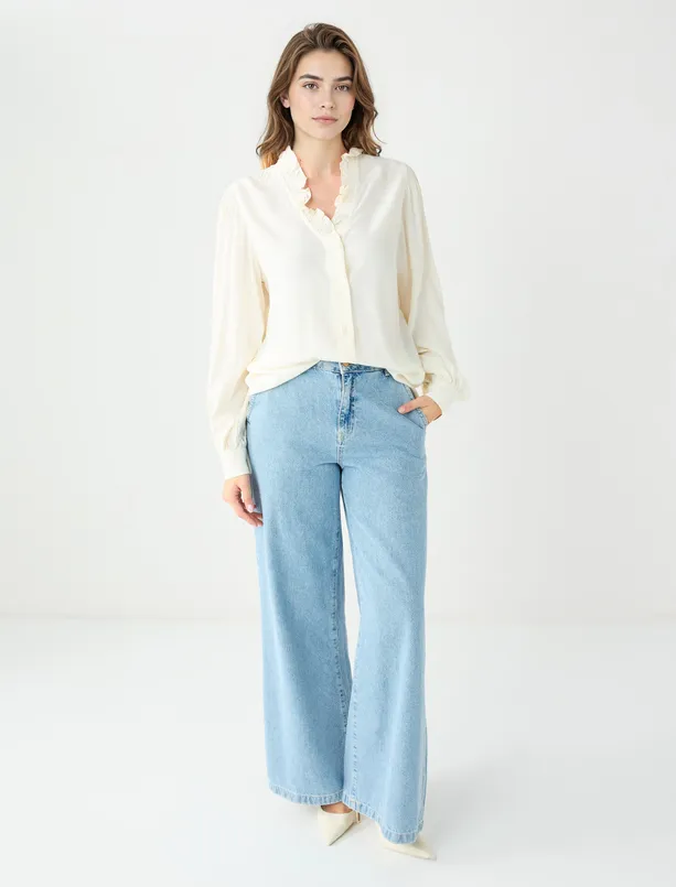 Bayan Ekru Uzun Kollu Dökümlü Yaka Dokuma Gömlek