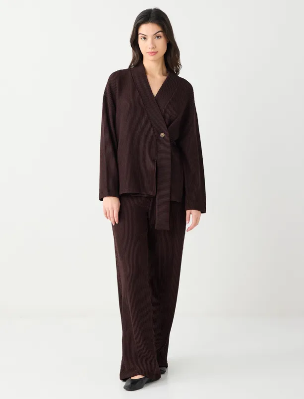 Bayan Kahverengi V Yaka Uzun Kollu Düğme Detaylı Örme Hırka