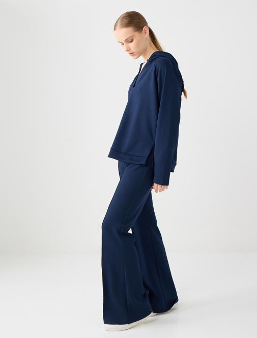 Short Sleeve Crew-Neck Striped Knitted T-Shirt Combination