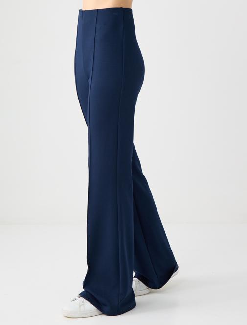 Short Sleeve Crew-Neck Striped Knitted T-Shirt Combination