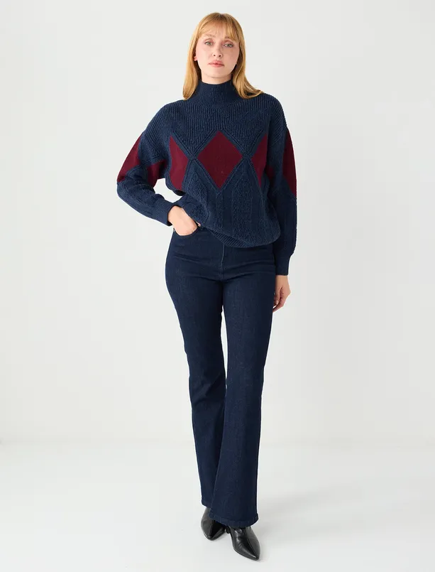 Bayan Lacivert Balıkçı Yaka Uzun Kollu Desenli Triko Kazak