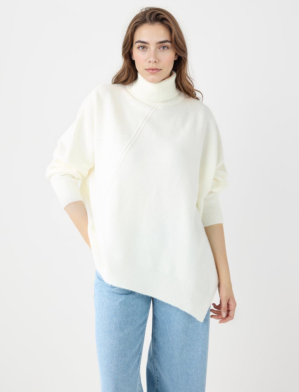 Balıkçı Yaka Düşük Omuz Triko Kazak