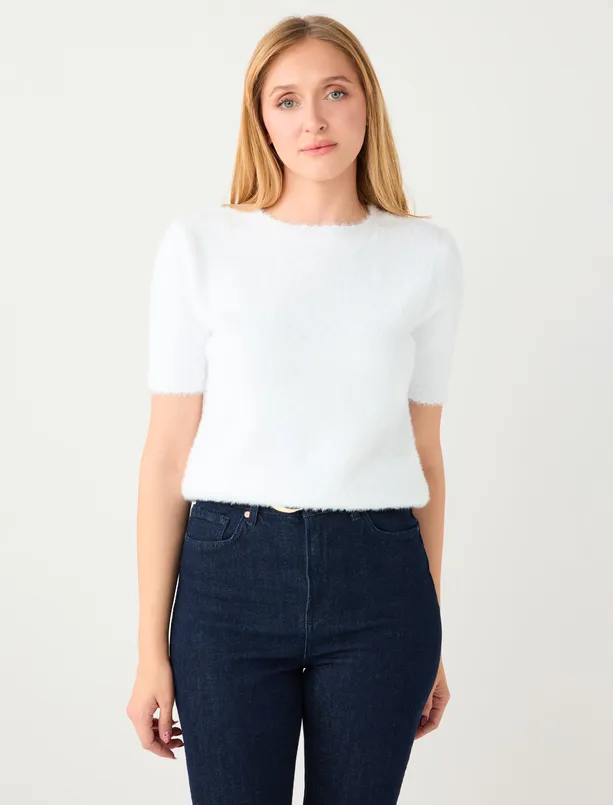 Bayan Ekru Kısa Kollu Yuvarlak Yaka Triko Kazak