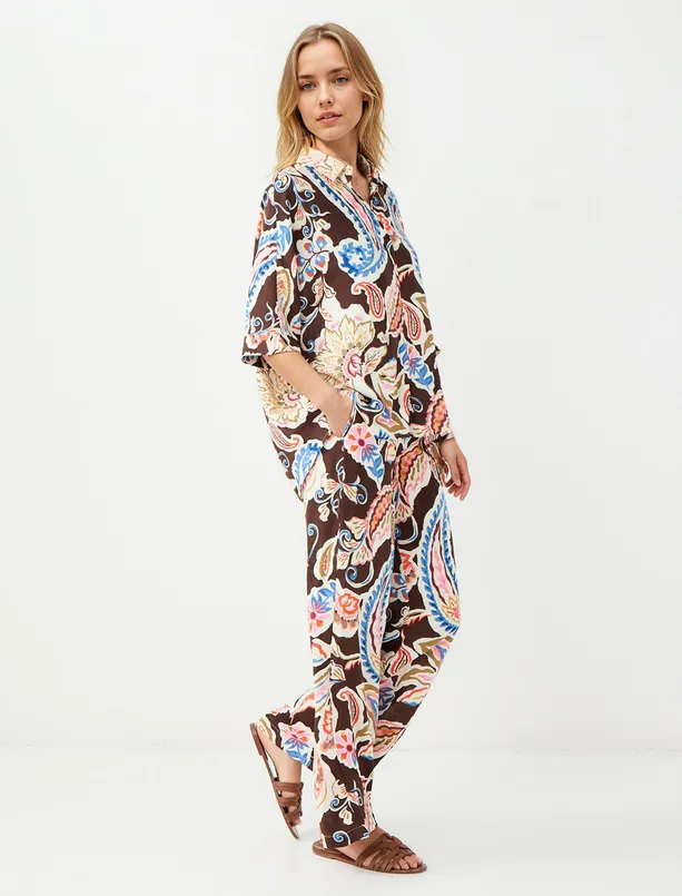 Women Brown Wide Leg Regular Waist Floral Patterned Woven Pants