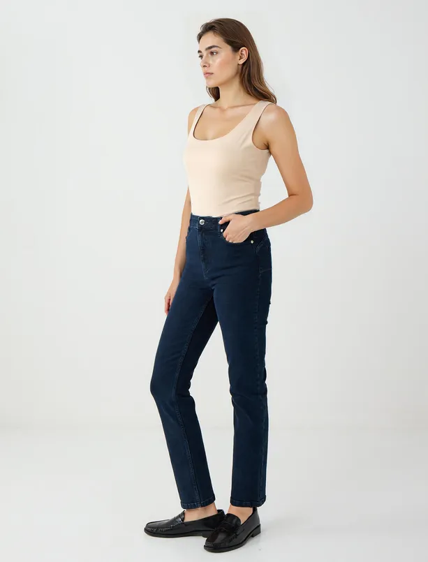 Bayan Mavi Dar Kesim Normal Bel Normal Paça Denim Pantolon