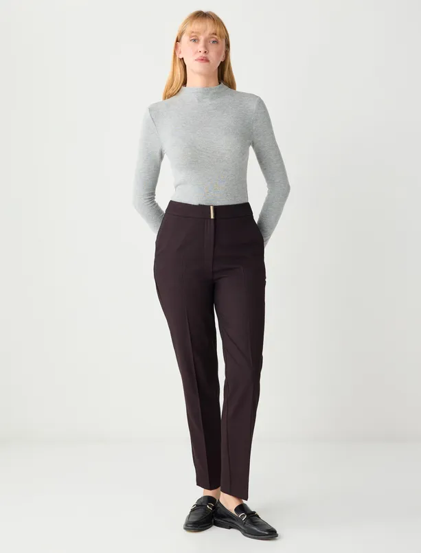 Bayan  Dar Paça Normal Bel Metal Detaylı Dokuma Pantolon