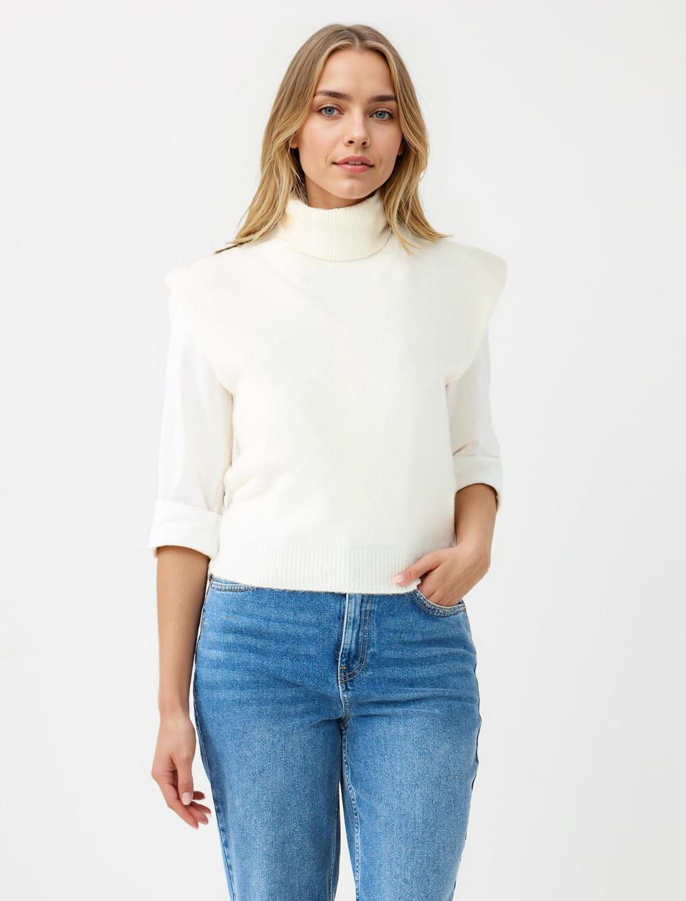 Balıkçı Yaka Kolsuz Triko Süveter