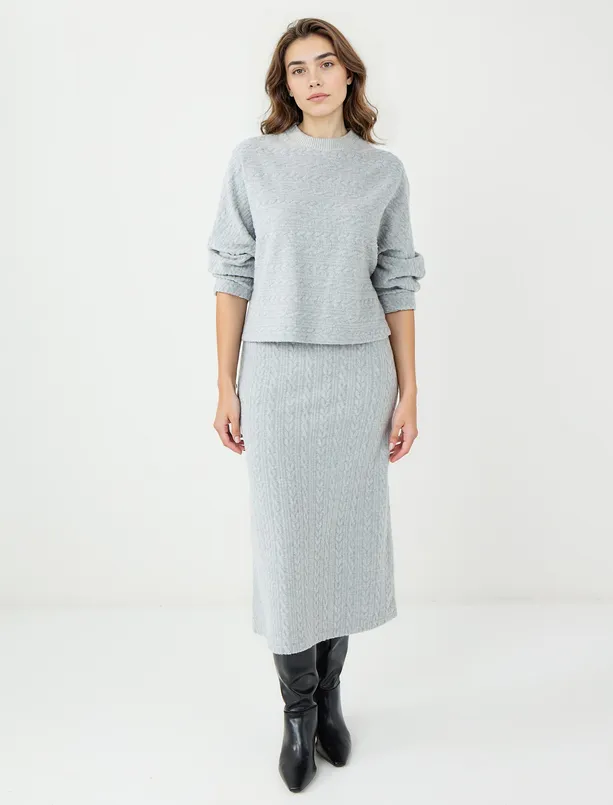 Women Grey Crew-Neck Hair Braid Patterned Knitted Sweatshirt