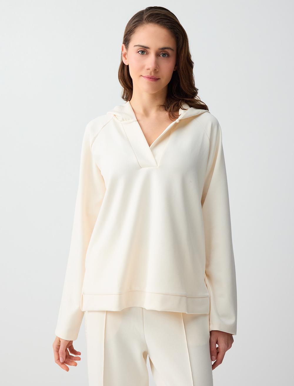 Uzun Kollu Kapüşonlu Örme Sweatshirt