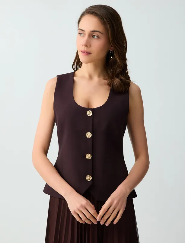 Bayan  Düz Kesim Düğme Detaylı Dokuma Yelek