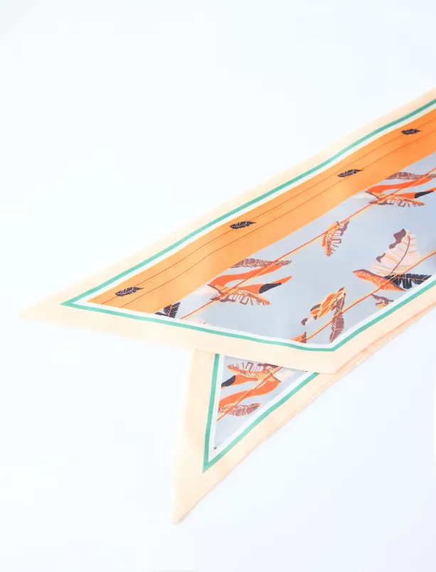 Bayan Turuncu Yaprak Desenli Dokuma Fular