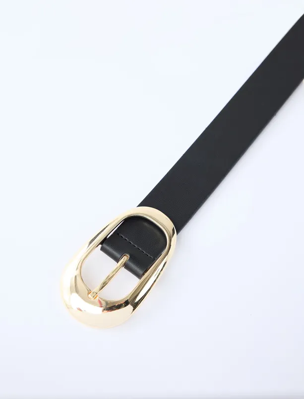 Bayan  Büyük Metal Tokalı Deri Görünümlü Kemer