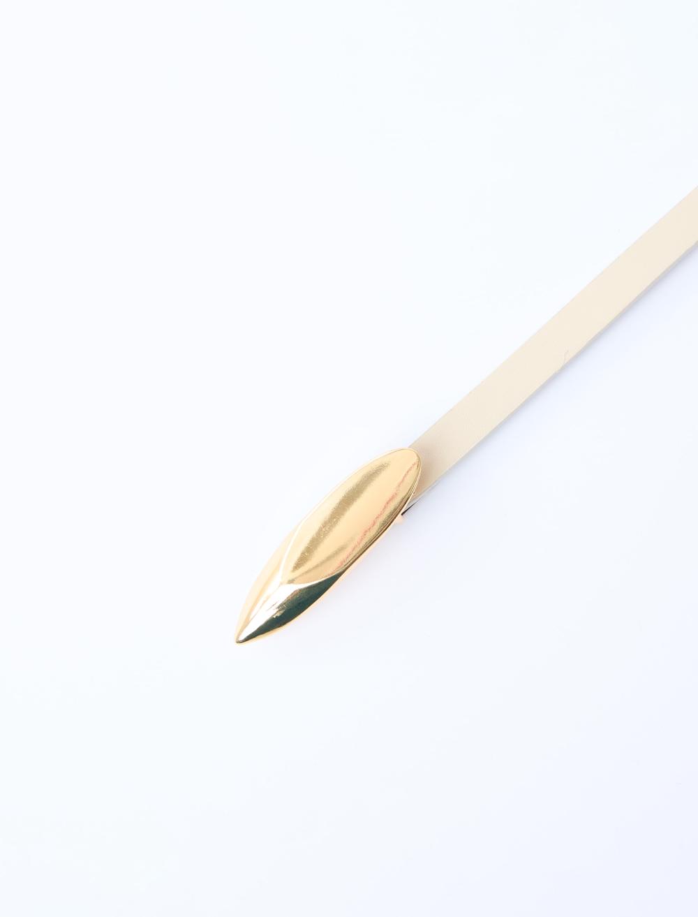 Parlak Metal Detaylı Deri Görünümlü Kemer