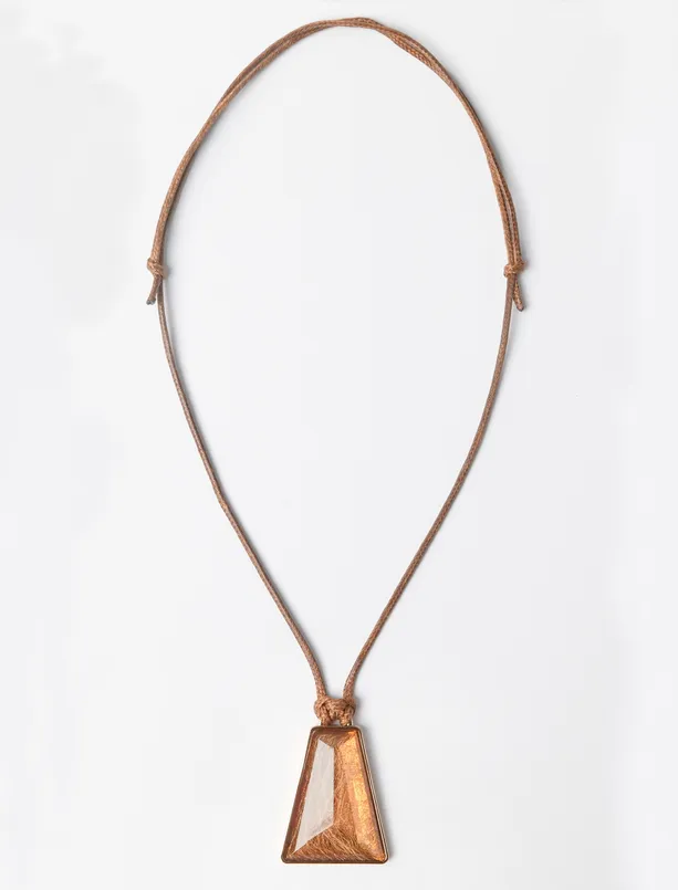 Bayan  Büyük Asimetrik Figürlü Kolye