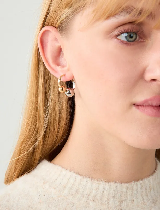 Bayan  İkili Metal Top Figürlü Parlak Zarif Küpe