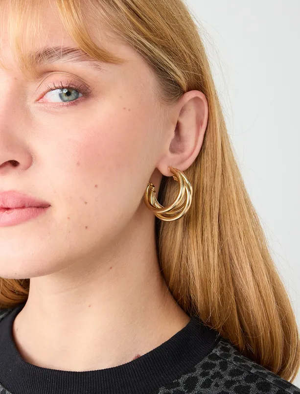 Bayan  Parlak Halka Figürlü Küpe