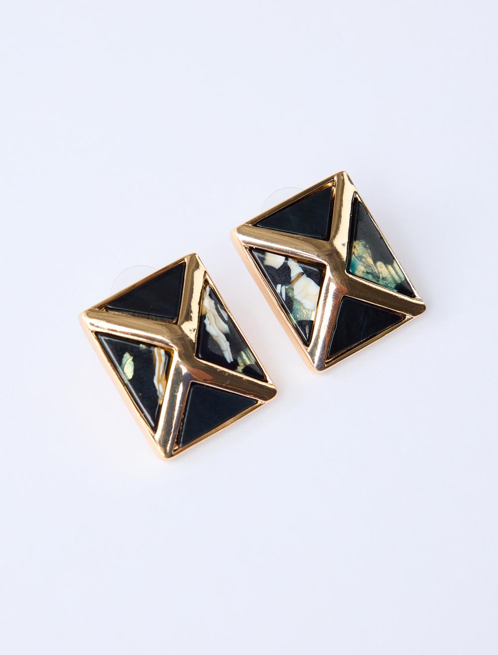 Kare Figürlü Çapraz Desenli Küpe