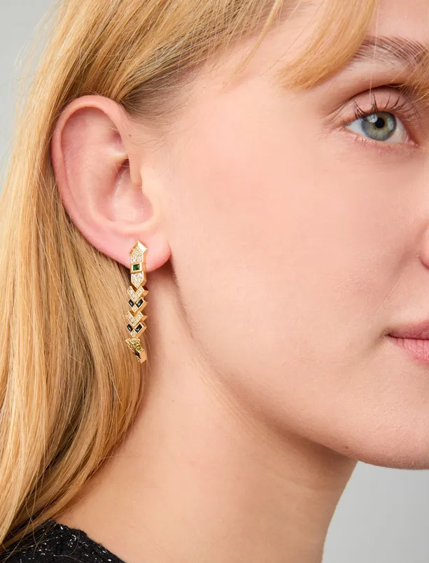 Bayan  Parlak Taş Detaylı Renkli Sallanan Küpe