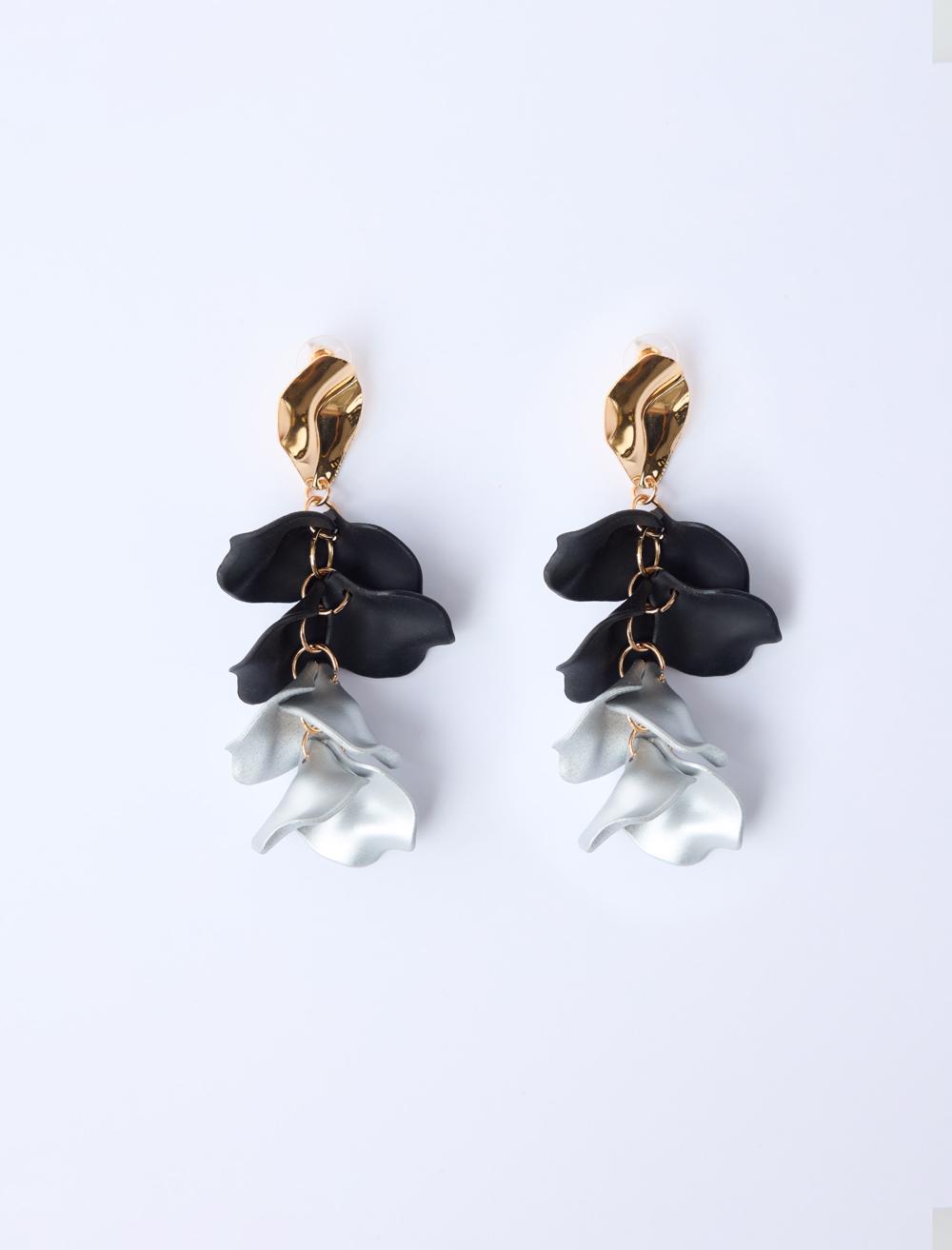 Üç Boyutlu Renk Geçişli Çiçek Figürlü Küpe