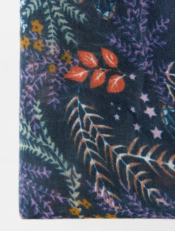 Bayan Mor Çiçek Desenli Dokuma Şal