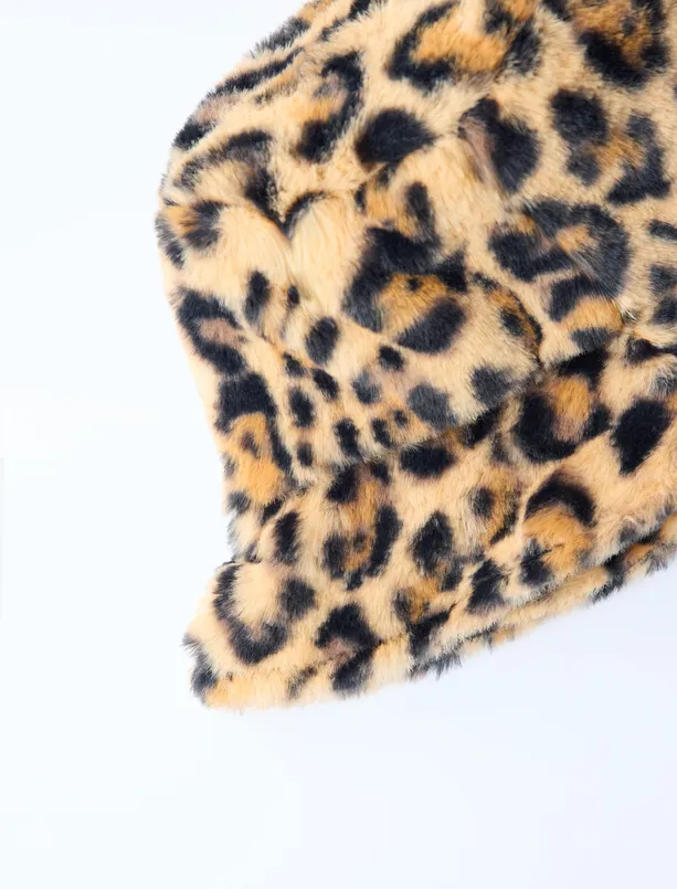 Bayan Kahverengi Leopar Desenli Peluş Şapka