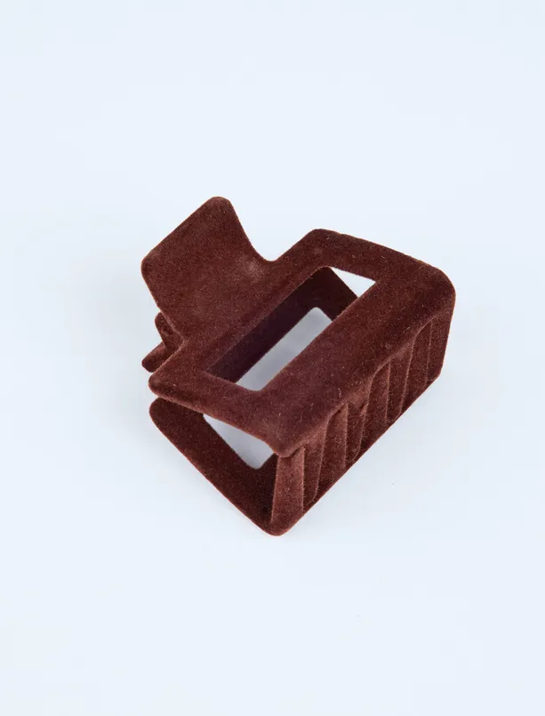 Women Brown Velvet Look Latch Buckle