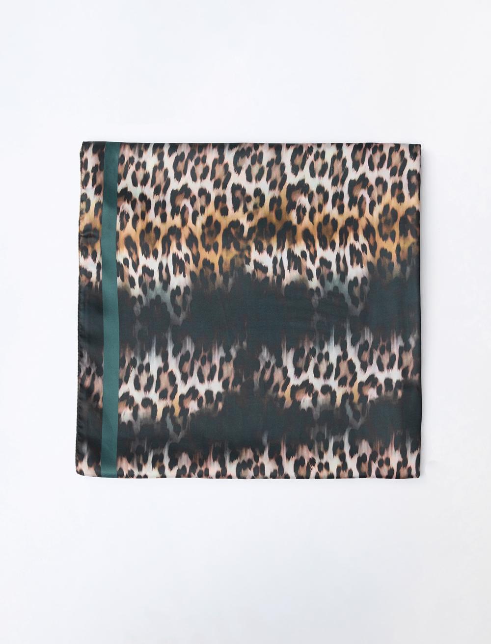 Leopar Desenli Dokuma Eşarp