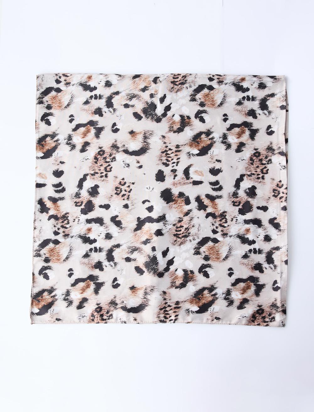 Dokuma Leopar Desenli Eşarp