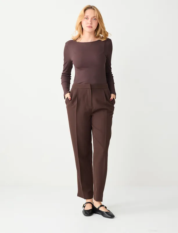 Bayan  Normal Paça Normal Bel Cepli Dokuma Pantolon