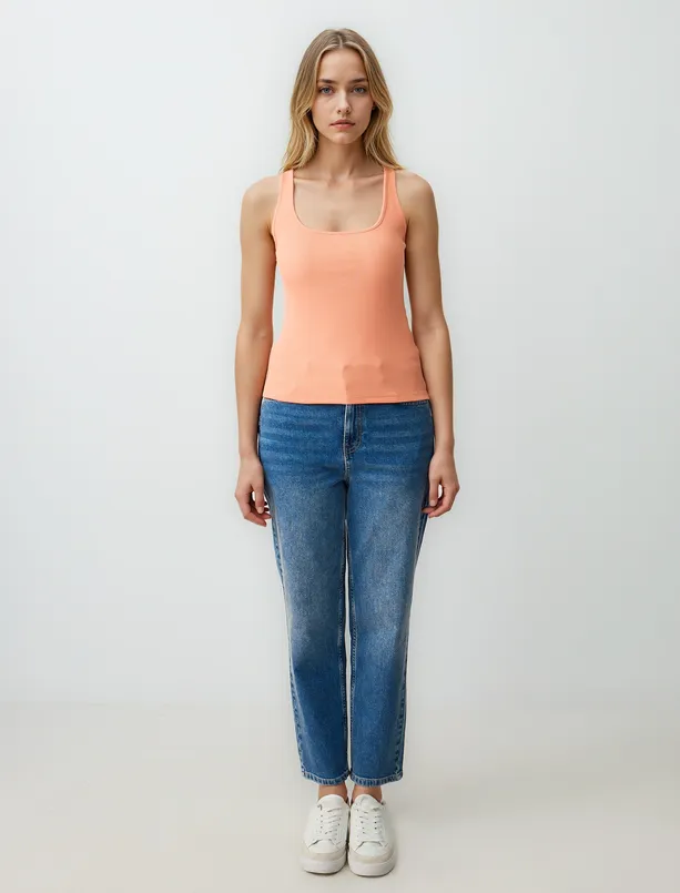 Bayan Turuncu U Yaka Dar Kesim Atlet