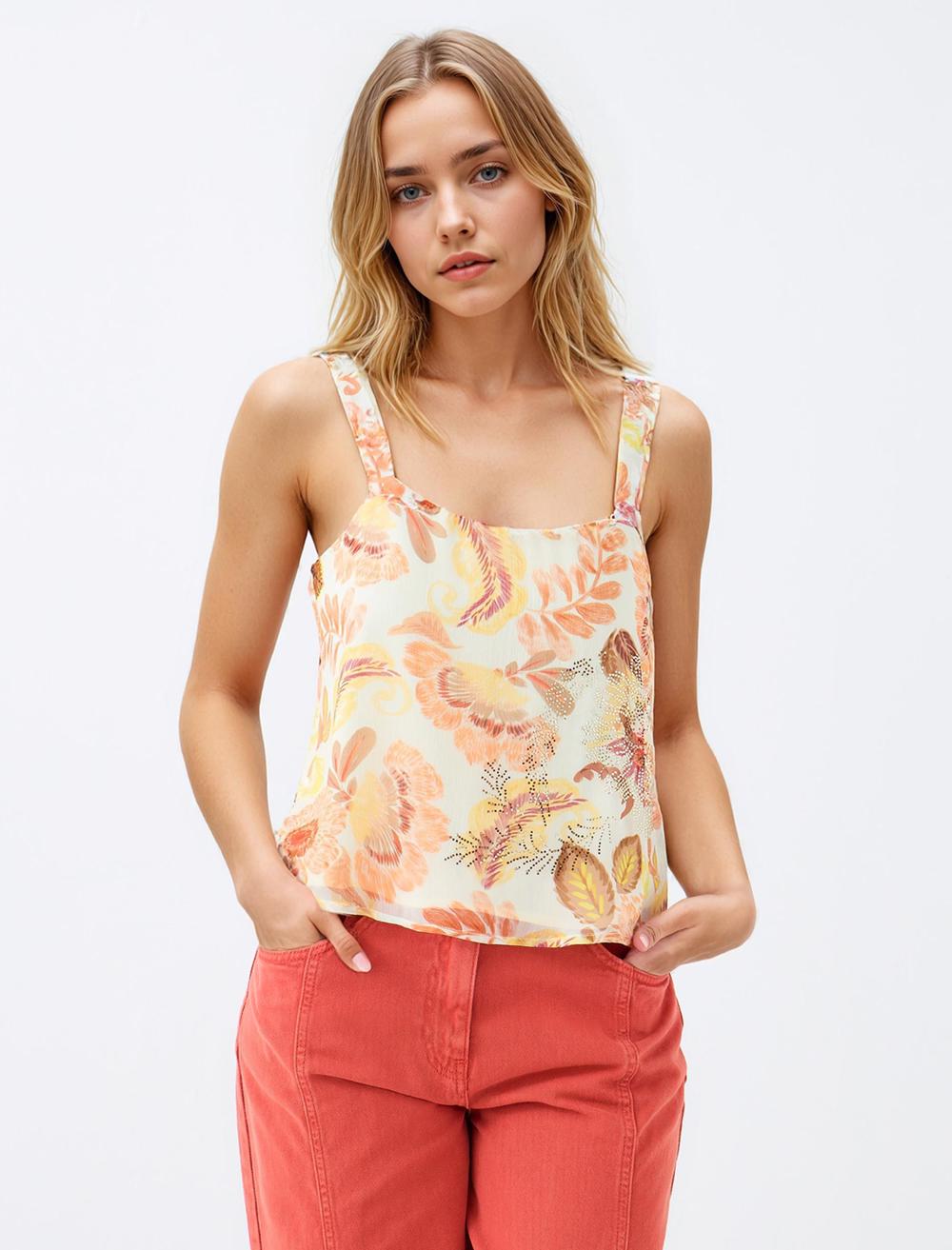 Askılı Kare Yaka Desenli Dokuma Bluz