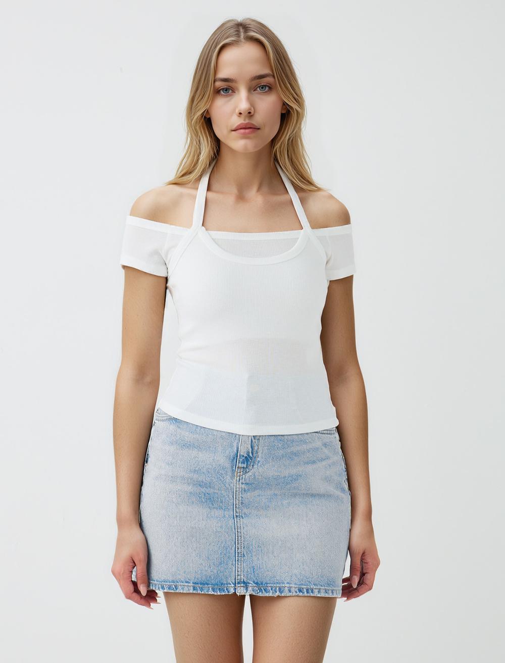 Dar Kesim Açık Yaka Düşük Omuz Bluz