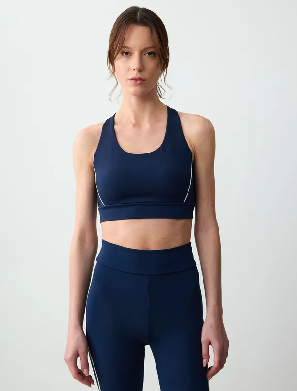Bayan  Dar Kesim U Yaka Kısa Örme Bralet