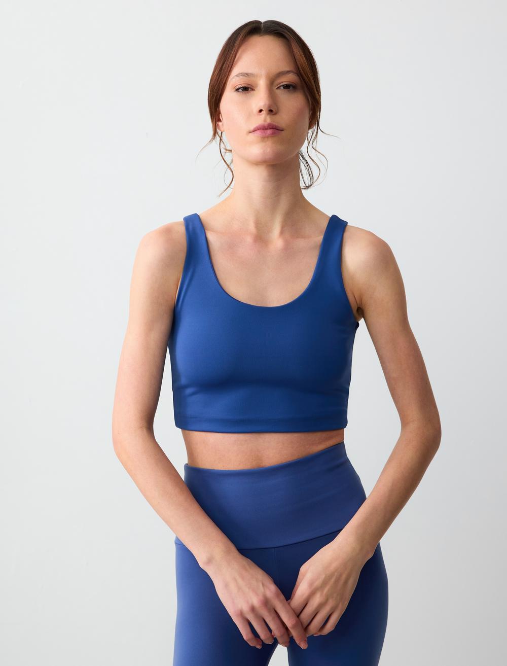 Dar Kesim U Yaka Örme Bralet