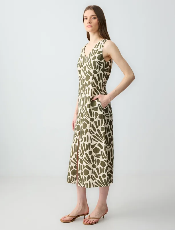 Women Green 100% Linen Relaxed Fit V Neck Patterned Sleeveless Midi Dress