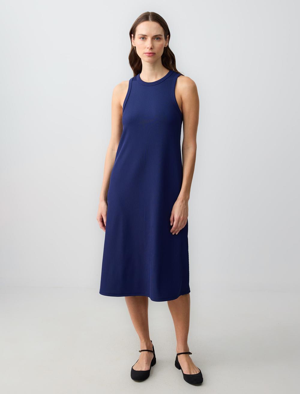 Rahat Kesim Kolsuz Bisiklet Yaka Örme Midi Elbise