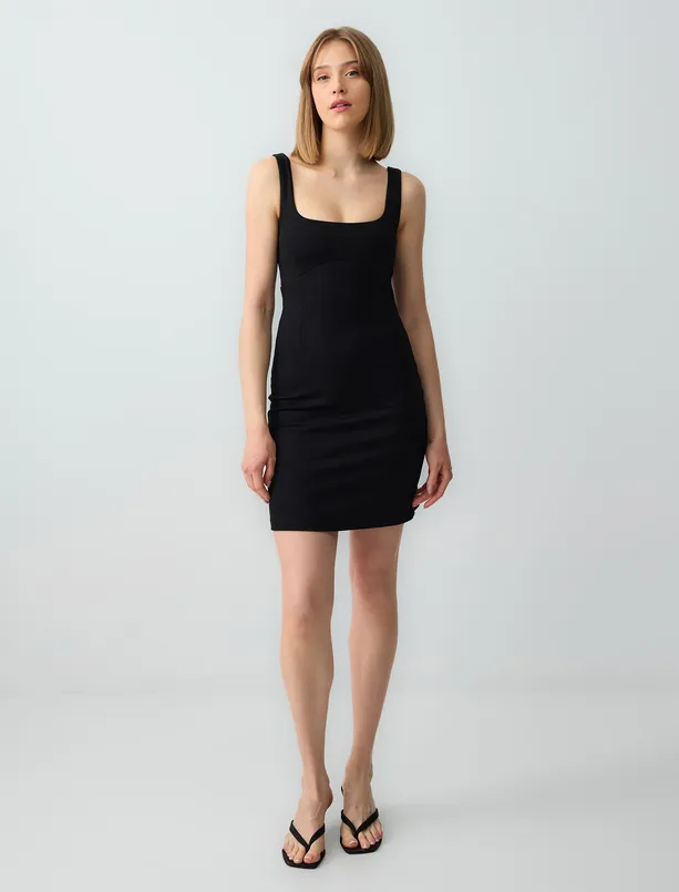 Women Black Slim Fit U Neck Sleeveless Knitted Mini Dress