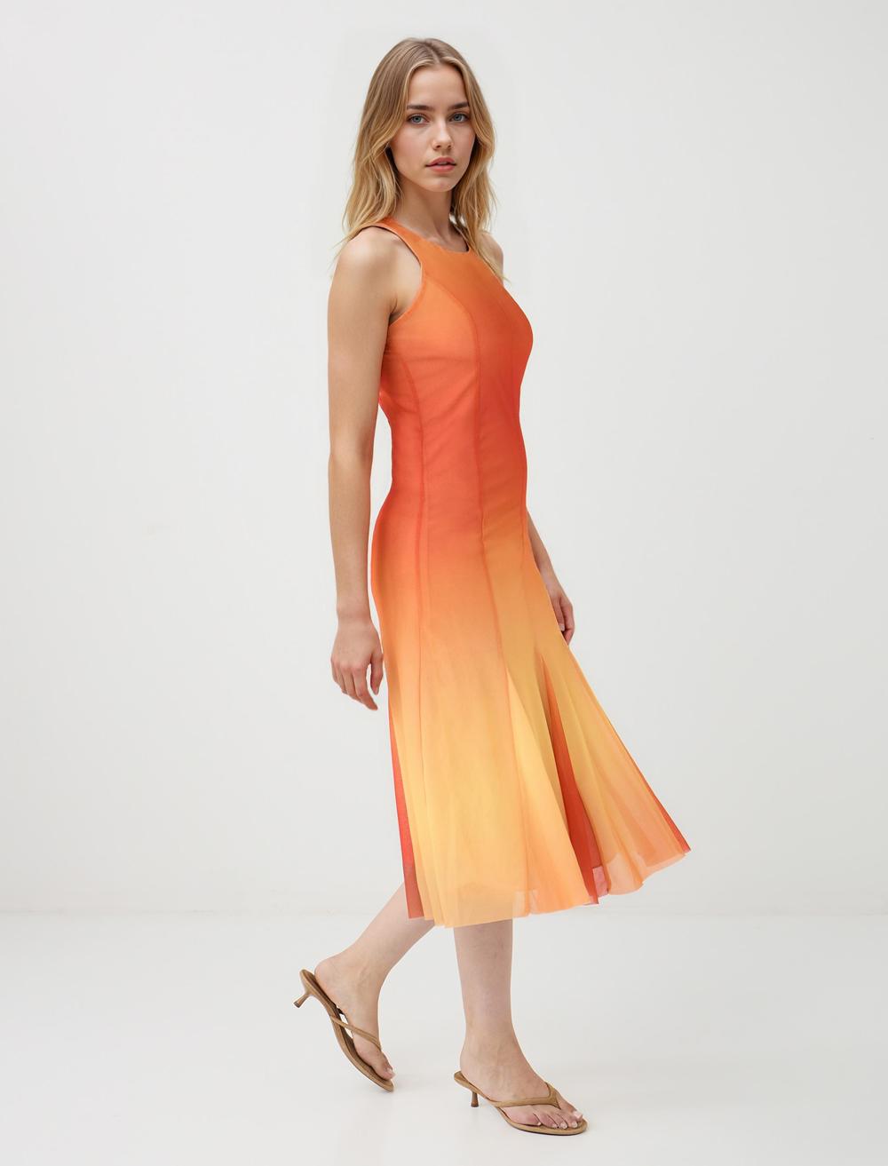 Dar Kesim Bisiklet Yaka Degrade Midi Elbise