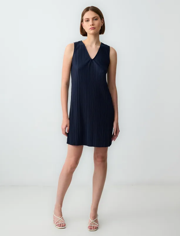Women Dark Blue Relaxed Fit V Neck Sleeveless Striped Knitted Mini Dress