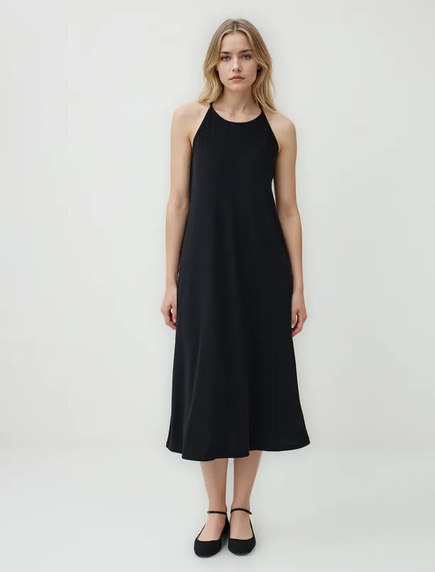 Women Black Loose Fit Crew Neck Sleeveless Basic Dress