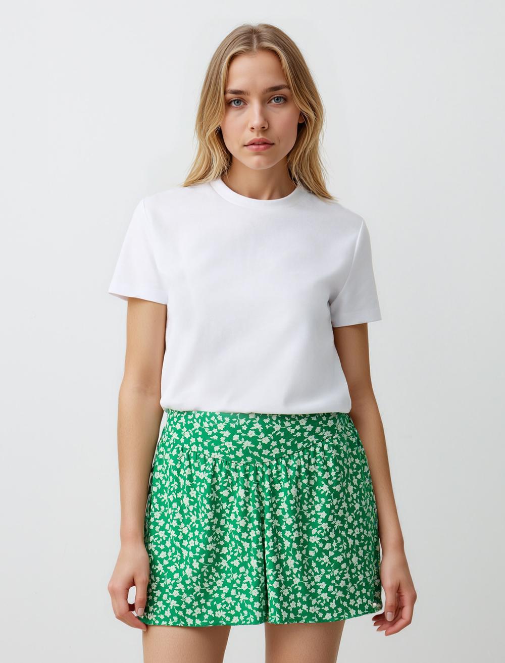 Normal Bel Çiçek Desenli Örme Mini Etek