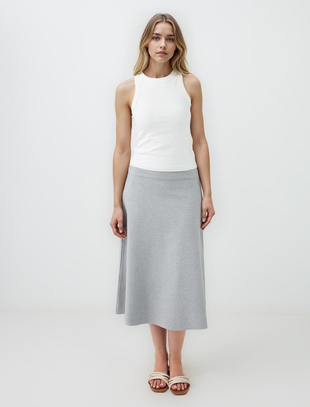 Normal Bel Beli Lastikli Örme Midi Etek
